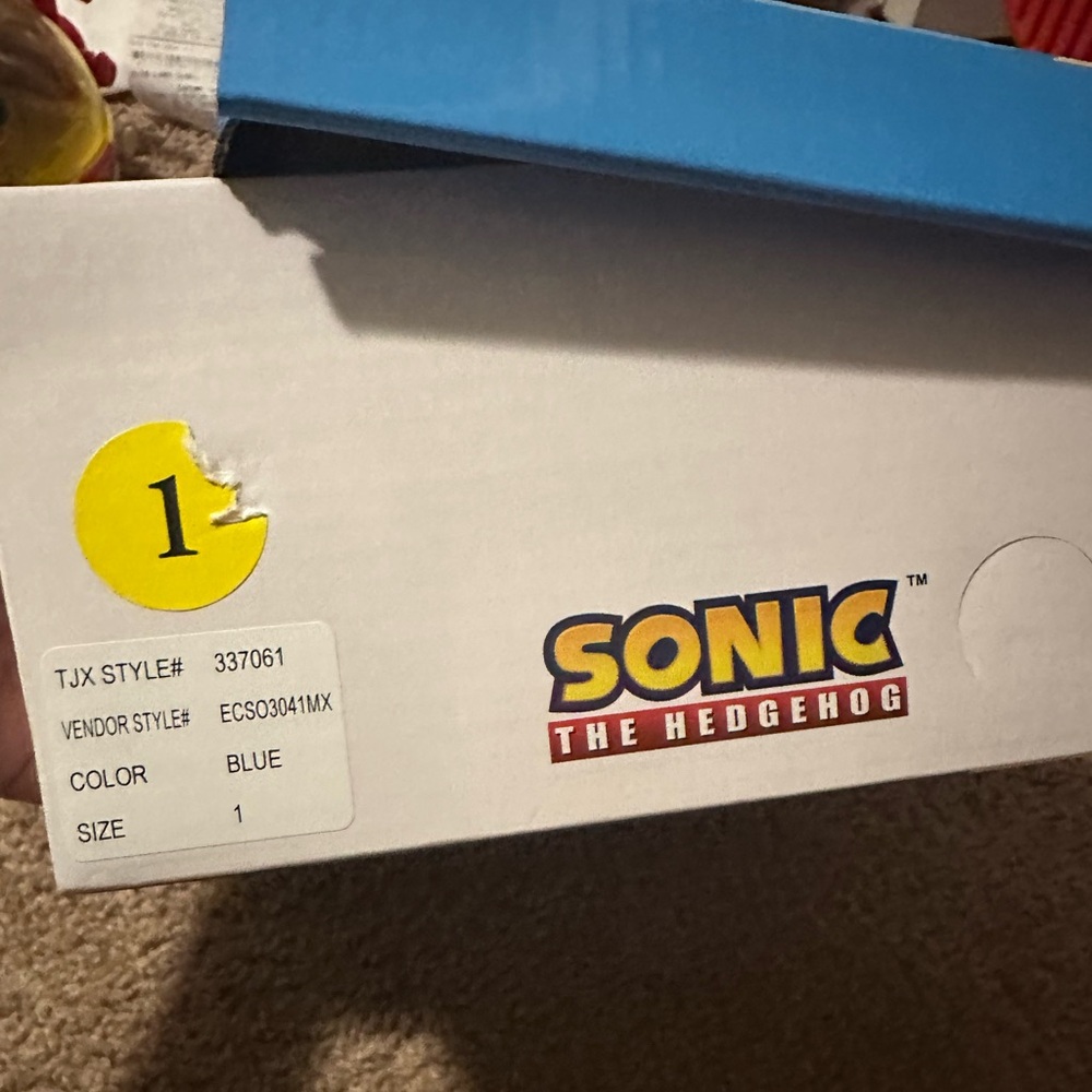Sonic the Hedgehog Kids High-Top Sneakers - Blue and sleepers bundle - Picture 4 of 15